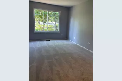 1602 Columbia Circle #4, Bartlett, IL 60103 - Photo 9