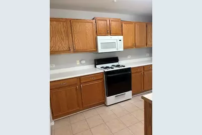 1602 Columbia Circle #4, Bartlett, IL 60103 - Photo 5