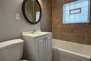 1504 Pitner Ave, Evanston, IL 60201 - Photo 9