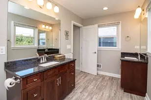 597 Nash Rd, Crystal Lake, IL 60014 - Photo 13