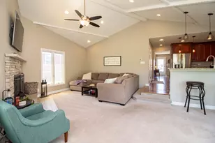 597 Nash Rd, Crystal Lake, IL 60014 - Photo 7
