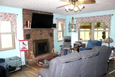 210 Circle Drive, Salem, IL 62881 - Photo 9