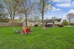 103 Willow St, Park Forest, IL 60466 - Photo 9