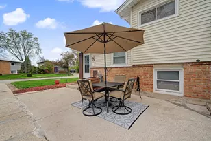 103 Willow St, Park Forest, IL 60466 - Photo 5