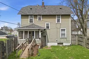 911 W 5th St, Sterling, IL 61081 - Photo 17