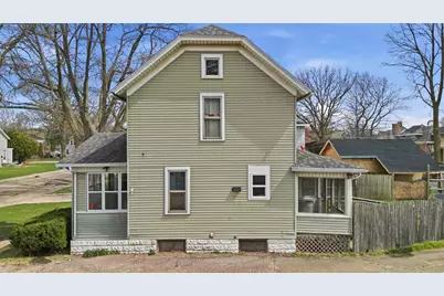 911 W 5th Street, Sterling, IL 61081 - Photo 15