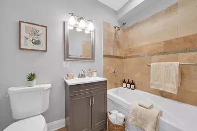 2256 W Arthur Avenue #2, Chicago, IL 60645 - Photo 15