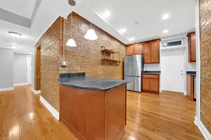 2256 W Arthur Ave, Chicago, IL 60645 - Photo 5