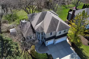492 Bond Dr, Batavia, IL 60510 - Photo 3