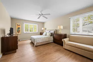 3142 Hemlock Ln, Northbrook, IL 60062 - Photo 11