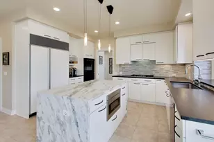 1639 Thornwood Ln, Highland Park, IL 60035 - Photo 5