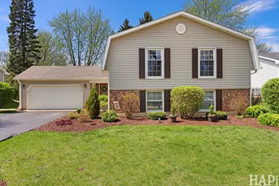 38 Chelsea Lane, Cary, IL 60013 - Photo 1