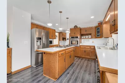 29W170 Pepper Court, West Chicago, IL 60185 - Photo 9
