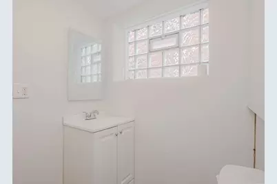 8137 S Loomis Boulevard, Chicago, IL 60620 - Photo 23