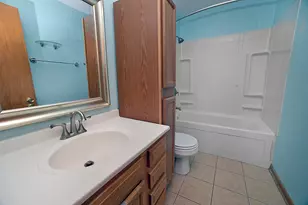 621 Mason St, Ottawa, IL 61350 - Photo 9