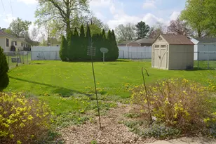 621 Mason St, Ottawa, IL 61350 - Photo 13