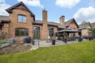 2009 Mackenzie Pl, Wheaton, IL 60187 - Photo 47