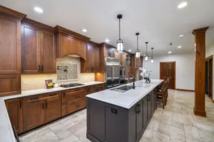 2009 Mackenzie Pl, Wheaton, IL 60187 - Photo 7