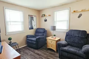 117 Cordova Rd, Carpentersville, IL 60110 - Photo 13