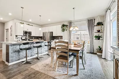 2077 Hearthstone Avenue, Yorkville, IL 60560 - Photo 9