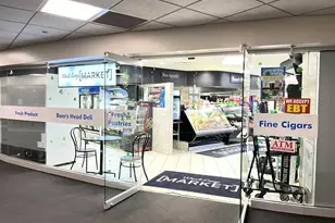 300 N State St, Chicago, IL 60654 - Photo 13