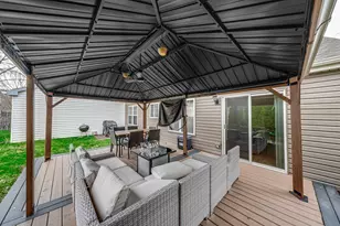 1165 Blackburn Dr, Grayslake, IL 60030 - Photo 17