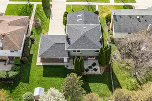 909 S Waverly Pl, Mount Prospect, IL 60056 - Photo 21