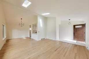 909 S Waverly Pl, Mount Prospect, IL 60056 - Photo 19