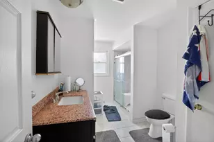 540 N Michigan Ave, Villa Park, IL 60181 - Photo 23