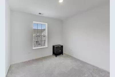 1406 Neubauer Circle #1904, Lindenhurst, IL 60046 - Photo 19