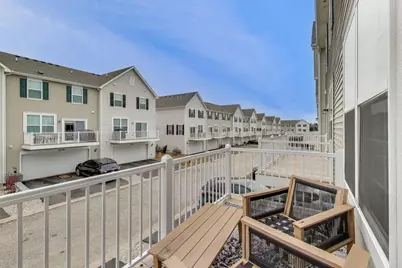 1406 Neubauer Circle #1904, Lindenhurst, IL 60046 - Photo 13