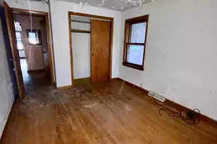 10209 S Vernon Ave, Chicago, IL 60628 - Photo 13