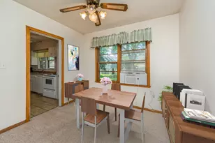 319 N Lord Ave, Carpentersville, IL 60110 - Photo 9