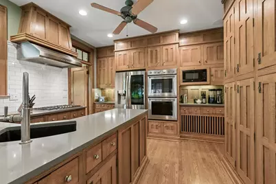 639 S Elmwood Avenue, Oak Park, IL 60304 - Photo 19