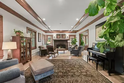 639 S Elmwood Avenue, Oak Park, IL 60304 - Photo 9
