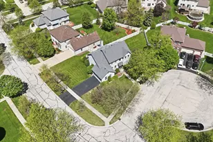 638 Anne Ct, Bolingbrook, IL 60440 - Photo 33