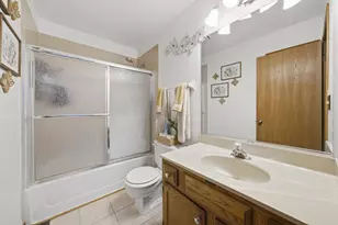638 Anne Ct, Bolingbrook, IL 60440 - Photo 25