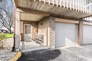 15713 Orlan Brook Dr, Orland Park, IL 60462 - Photo 3