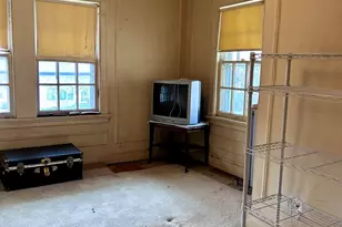 6845 S Chappel Ave, Chicago, IL 60649 - Photo 9