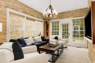 875 Country Club Rd, Saint Charles, IL 60174 - Photo 25