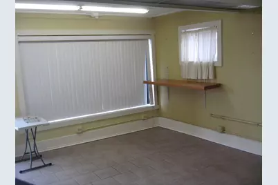 138 W Irving Park Road #front, Wood Dale, IL 60191 - Photo 27
