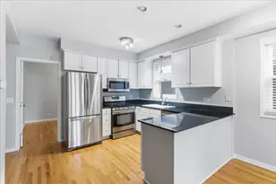 1535 W Oakdale Ave, Chicago, IL 60657 - Photo 5