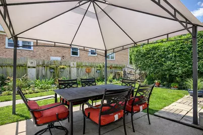 221 Dodge Avenue #d, Evanston, IL 60202 - Photo 3