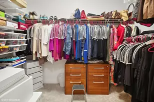 [Address not provided], Northbrook, IL 60062 - Photo 17