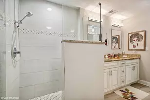 [Address not provided], Northbrook, IL 60062 - Photo 19
