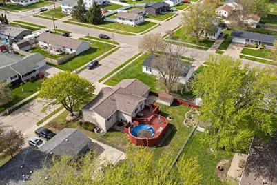 509 N 6th Street, Eldridge, IA 52748 - Photo 51