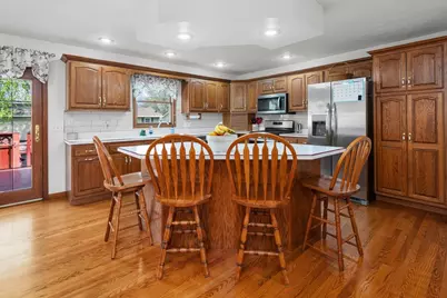 509 N 6th Street, Eldridge, IA 52748 - Photo 13