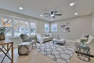 656 W Comstock Ave, Elmhurst, IL 60126 - Photo 17