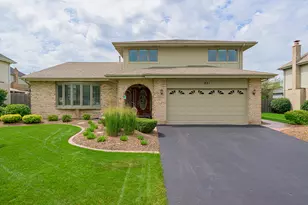 621 Vanderbilt Dr, New Lenox, IL 60451 - Photo 1