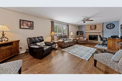 621 Vanderbilt Drive, New Lenox, IL 60451 - Photo 9